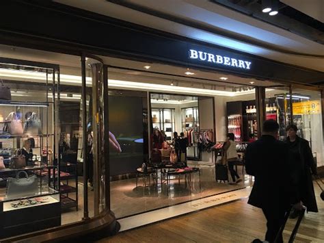 burberry airport|Burberry heathrow airport.